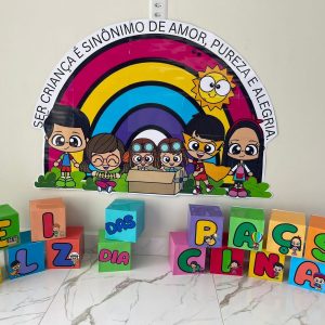 Painel decorativo dia das crianças + Moldura para fotos