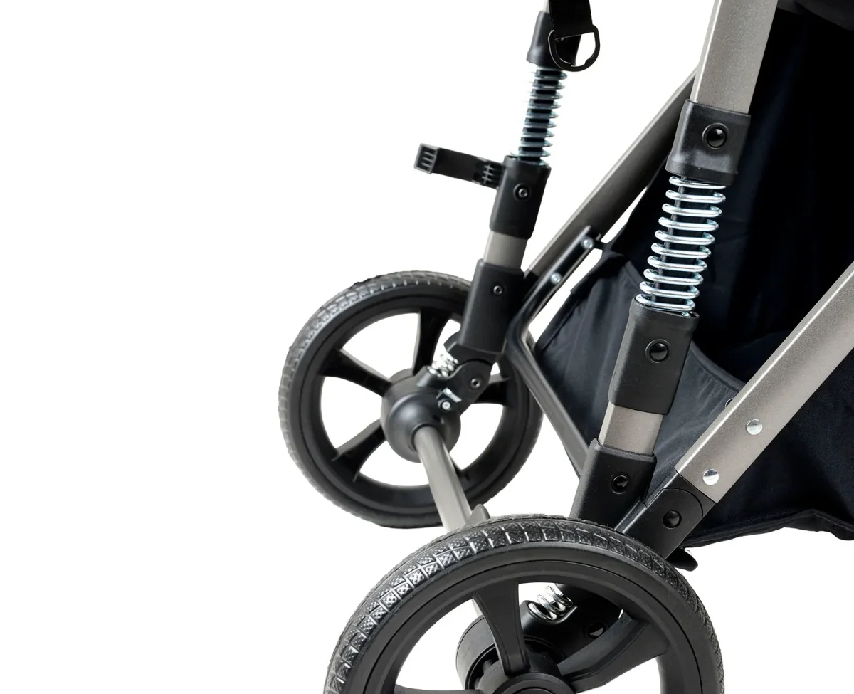 Carrinho Flip Black + Bebê Conforto Materna Louge Preto + Base Belted – Burigotto - Image 6